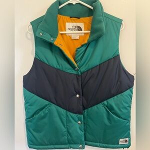 The North Face Women's Sylvester Insulated Vest - size Med